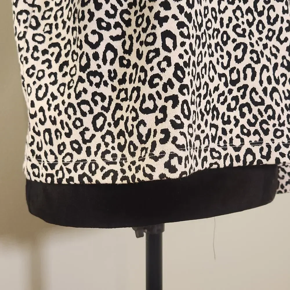 ANN TAYLOR Mock Neck Animal Print Sweater, Size Medium